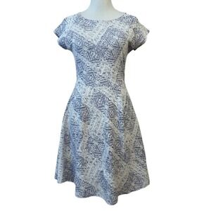 NWT ReneeC LG A-Line Dress Short Sleeve Stretch Textured Blue White 128167